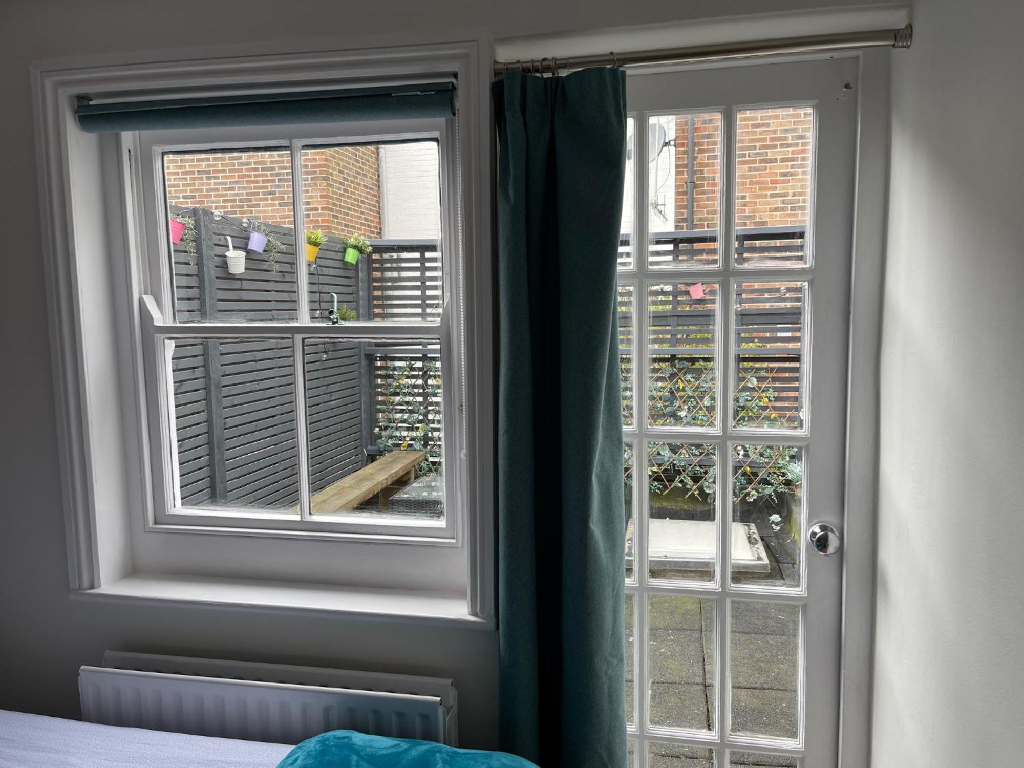 North Laine Sunny Cottage - Parking Available Brighton Екстер'єр фото