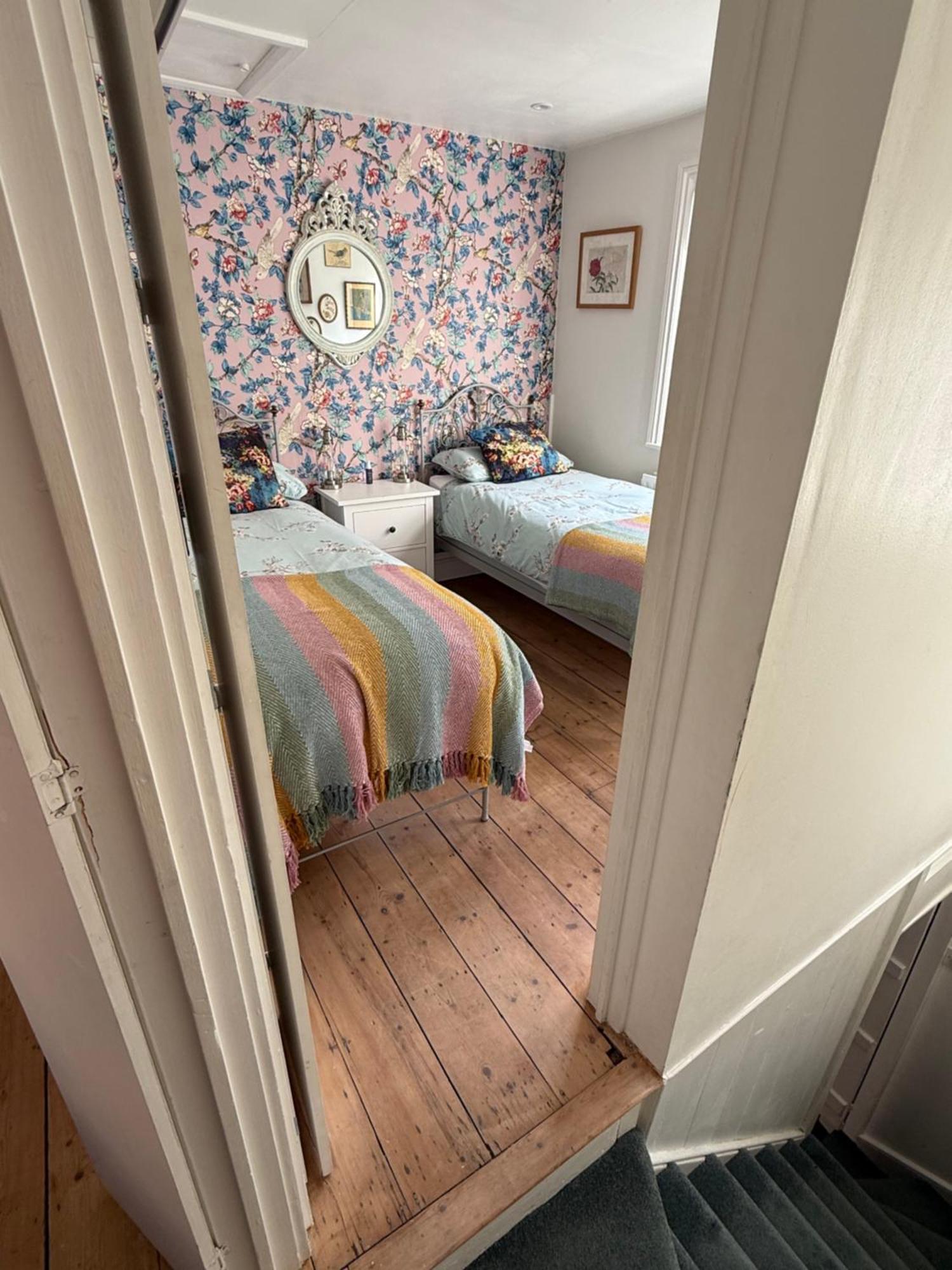 North Laine Sunny Cottage - Parking Available Brighton Екстер'єр фото