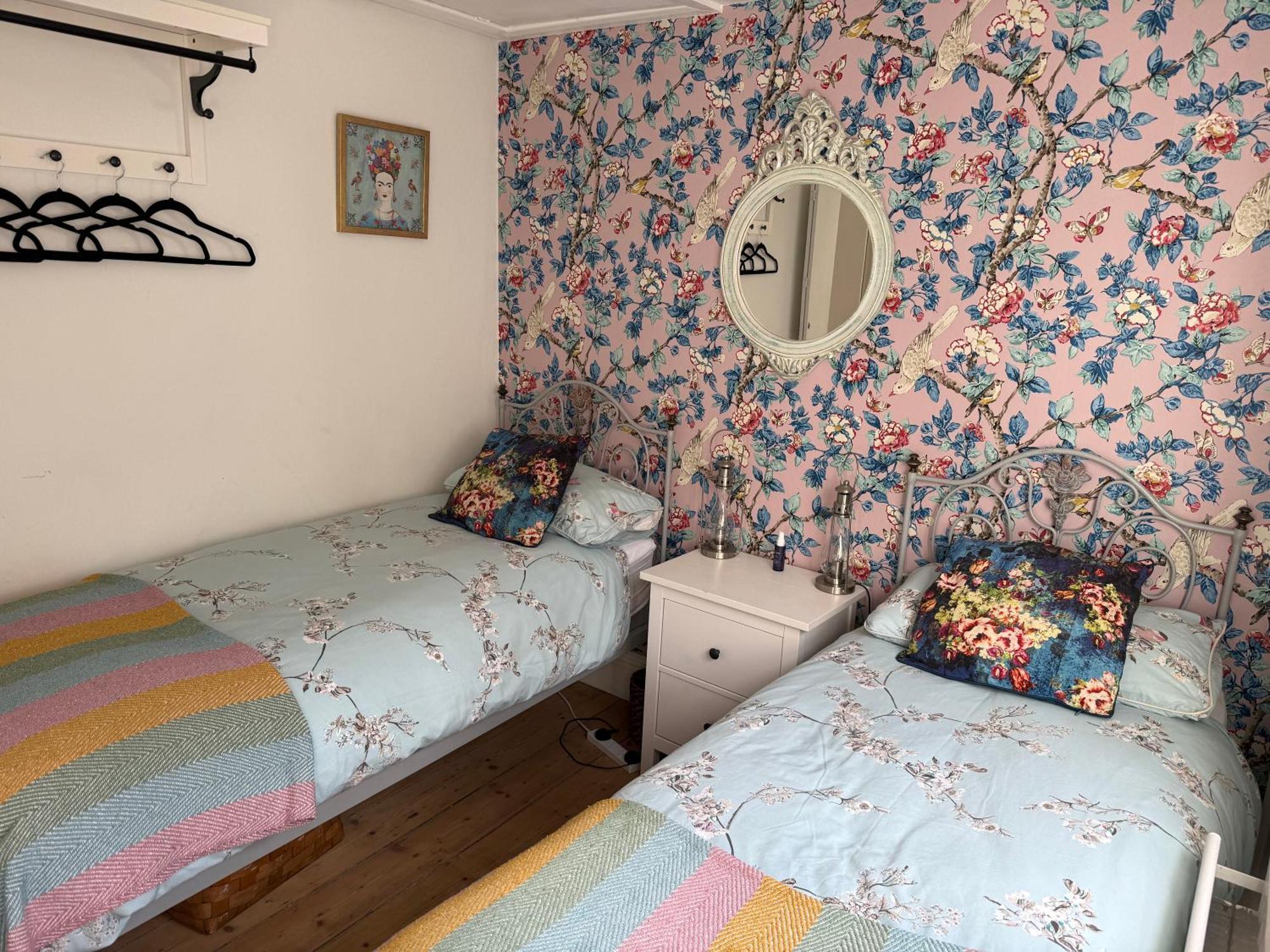 North Laine Sunny Cottage - Parking Available Brighton Екстер'єр фото